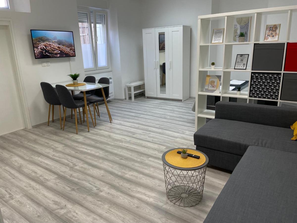 Apartment Studio Beauty In Centar Pula Ngoại thất bức ảnh